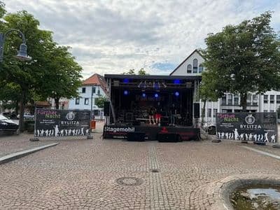 Erstes Bild des Artikels Der Aufbau läuft - das Wetter hält!